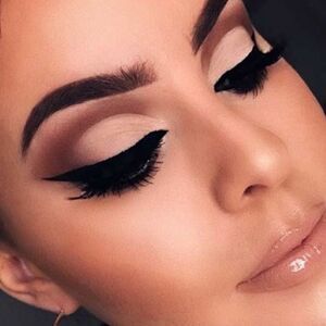 Amuse liquid liner in black